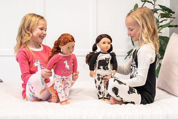 Merchandising Doll Pajamas And Kid Sets